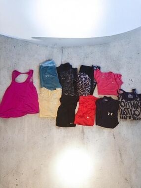 Women's Name Brand Workout Clothes